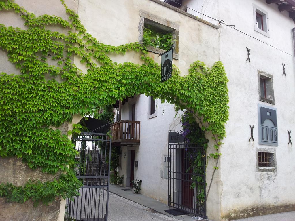Boutique Hotel Dvor 多布罗沃 外观 照片