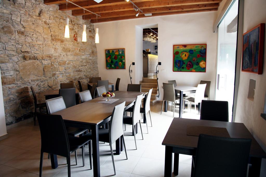 Boutique Hotel Dvor 多布罗沃 外观 照片