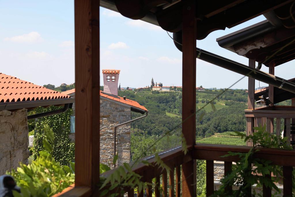 Boutique Hotel Dvor 多布罗沃 外观 照片