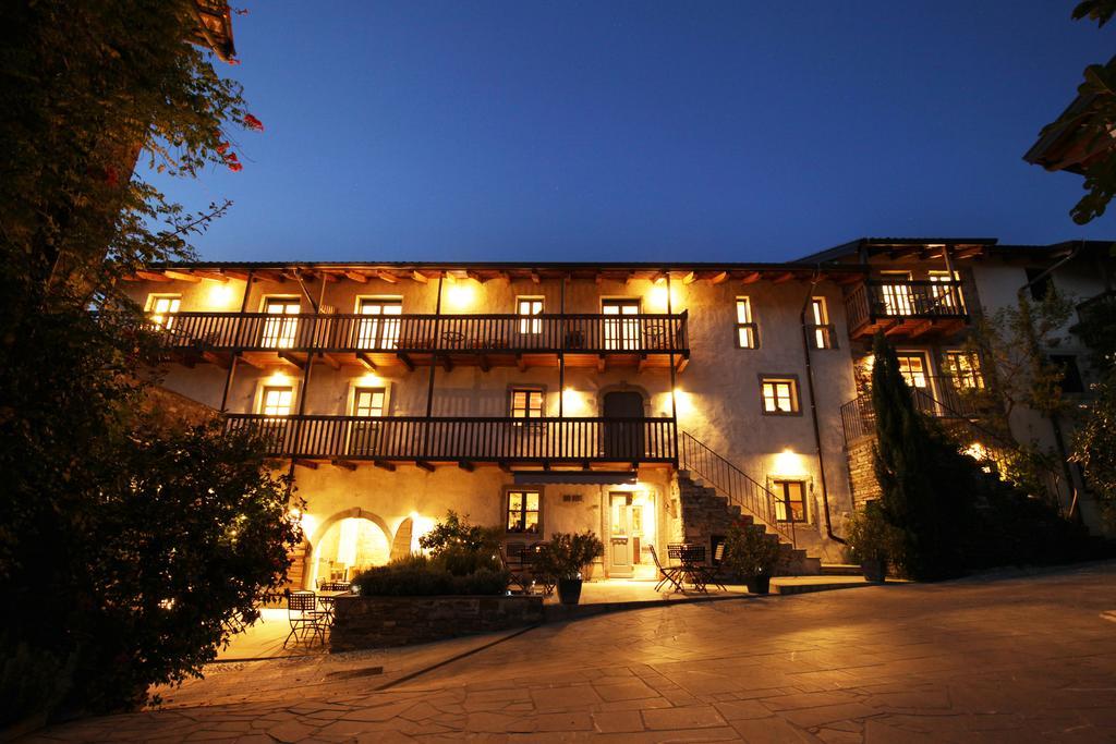 Boutique Hotel Dvor 多布罗沃 外观 照片